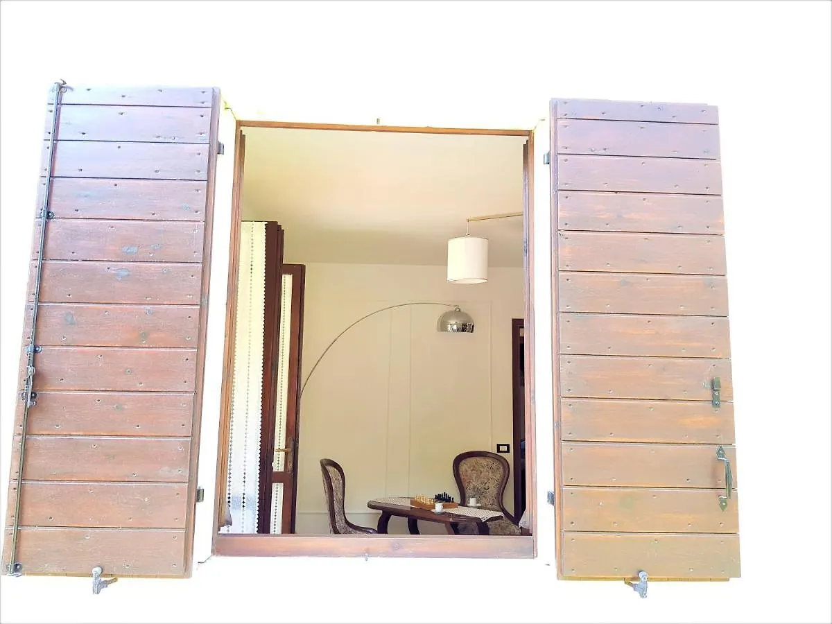 Boutique Apartment Home In Verona - Valpolicella - Big Terrace And Garden, Balcony And Garage - Hide In Hedonism San Pietro in Cariano 0*,